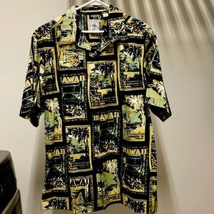 Roundtree & yorke Hawaiian shirt